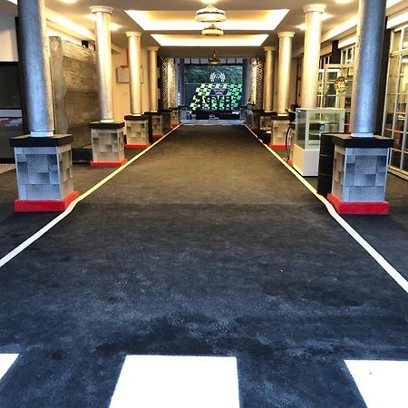 Hype Motorsports Hotel Петалинг Джая Екстериор снимка